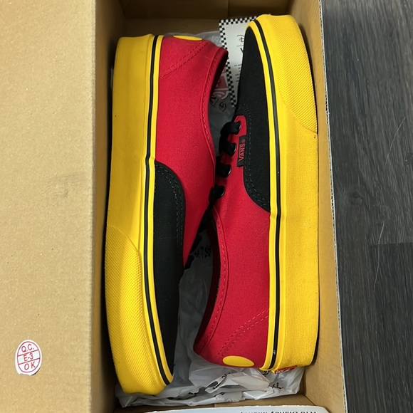 Disney Mickey authentic Vans - Picture 5 of 6